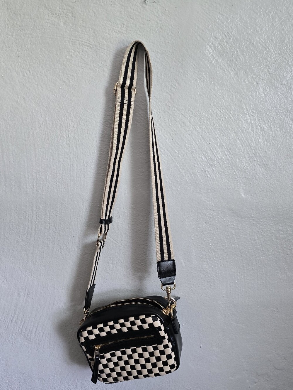 Universal Thread Black & White Check Crossbody Bag